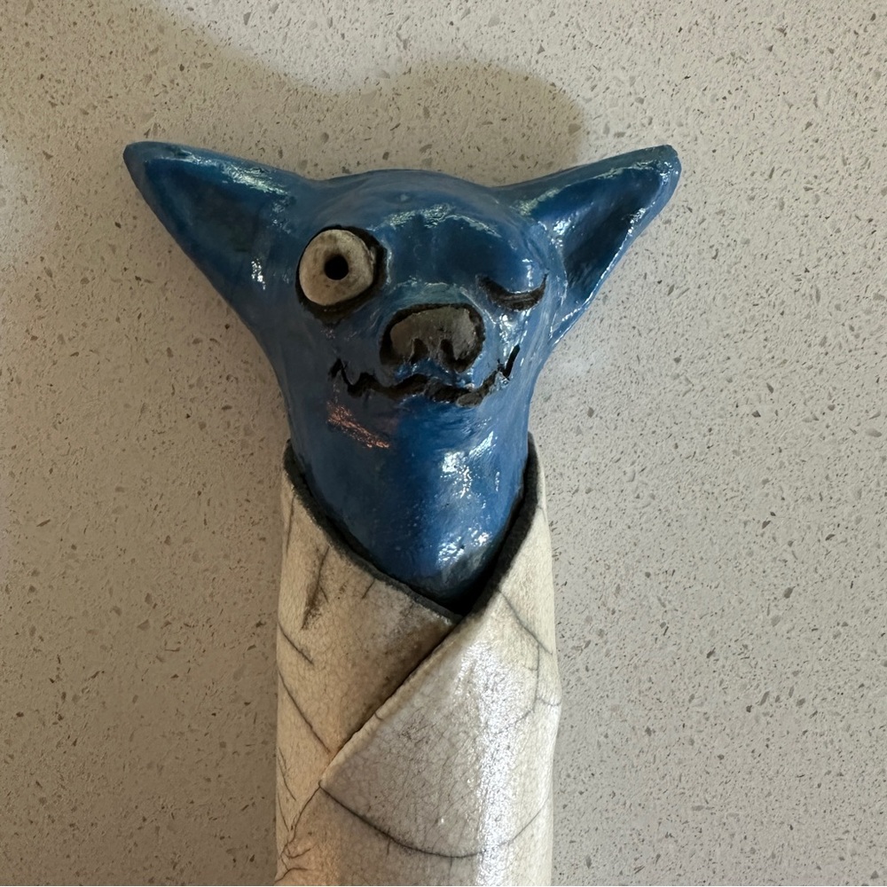 Handmade “Enchihauhau” Blue Ceramic Wall Decor - Picture 5 of 6